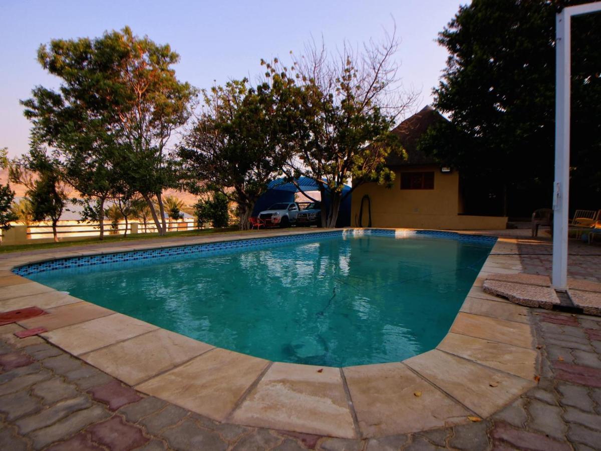 Uitkyk Guest Farm Hotel Usakos Luaran gambar