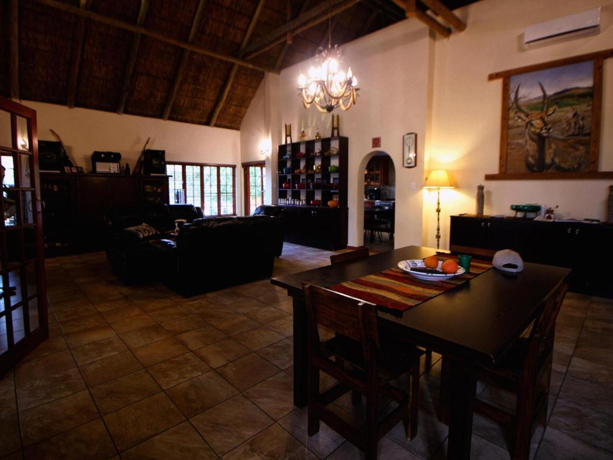 Uitkyk Guest Farm Hotel Usakos Luaran gambar