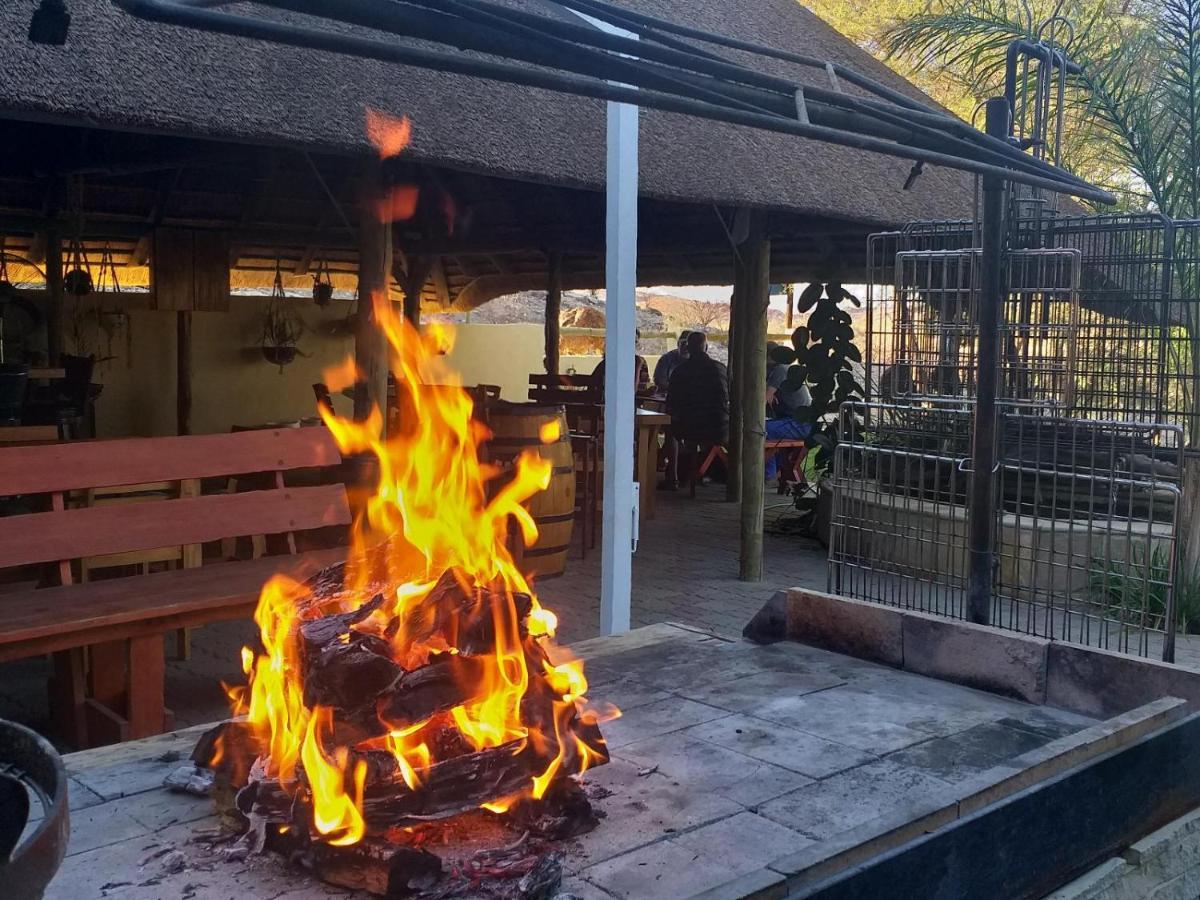 Uitkyk Guest Farm Hotel Usakos Luaran gambar